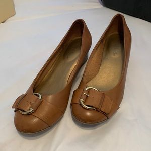 Kelly & Katie brand wedges